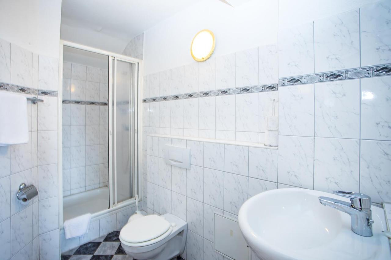 Hotel Ratskeller Nideggen Luaran gambar